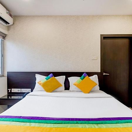 Itsy Hotels Neeranand Plaza Kalküta Dış mekan fotoğraf