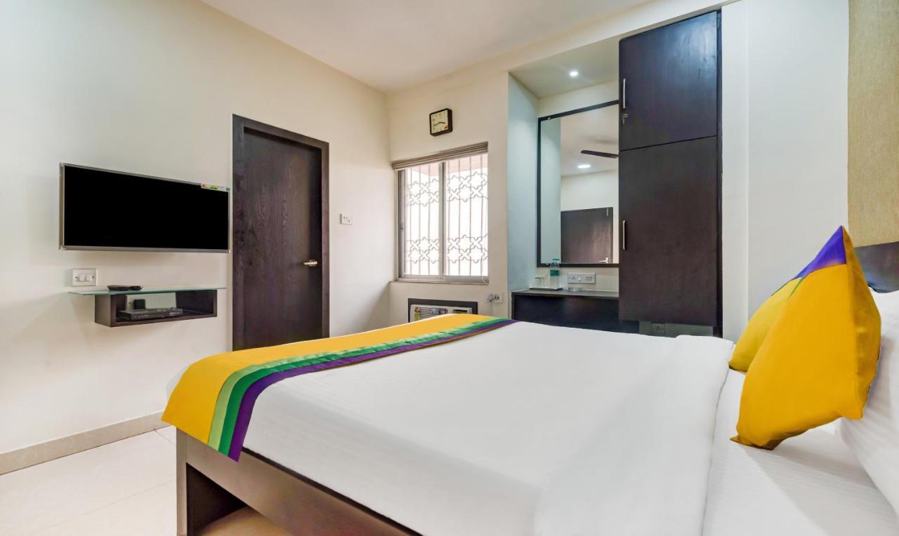Itsy Hotels Neeranand Plaza Kalküta Dış mekan fotoğraf