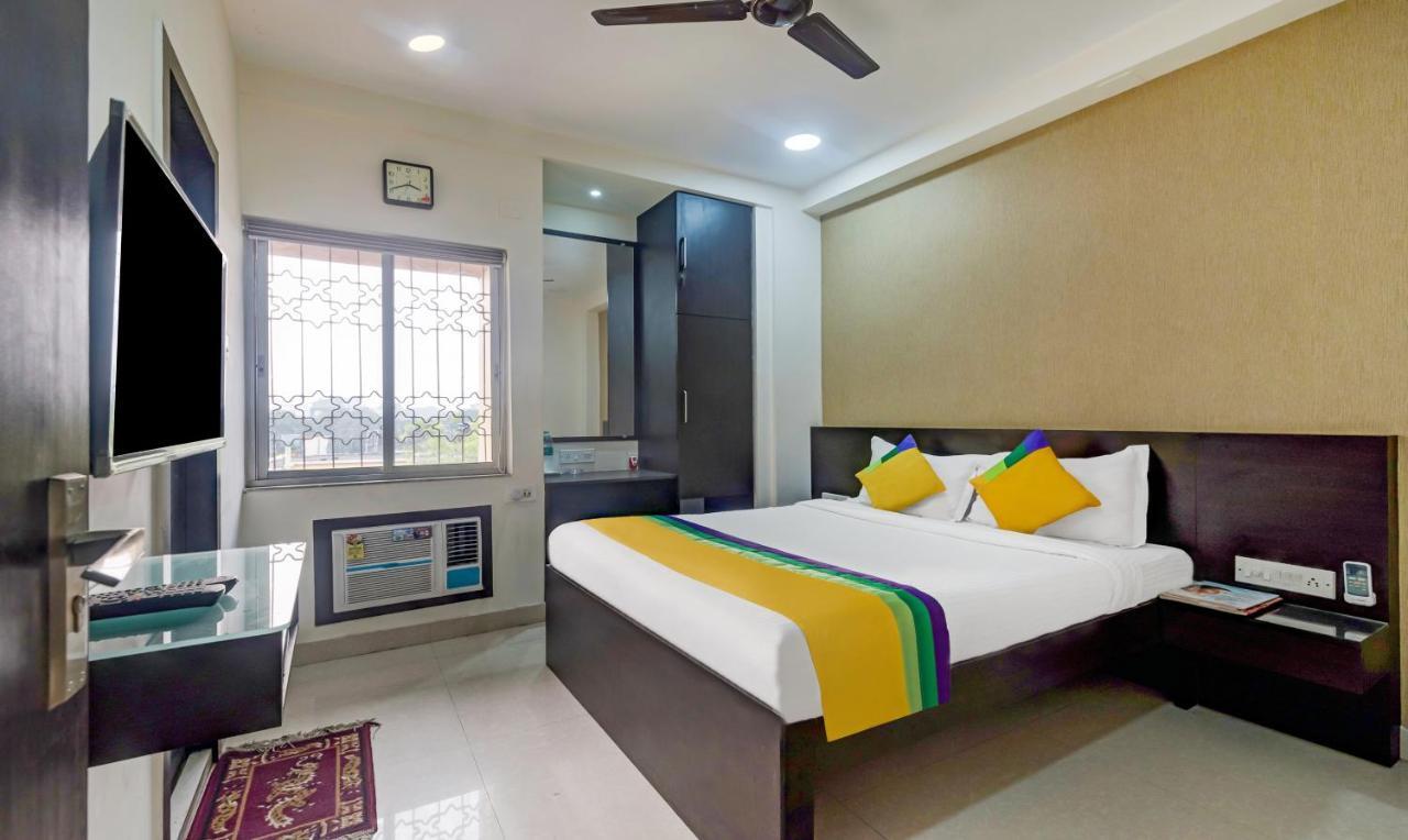 Itsy Hotels Neeranand Plaza Kalküta Dış mekan fotoğraf