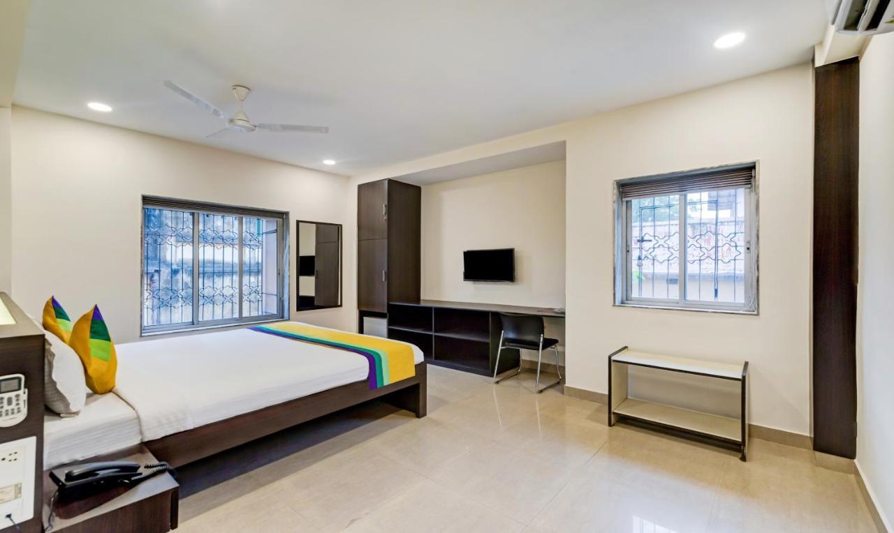 Itsy Hotels Neeranand Plaza Kalküta Dış mekan fotoğraf